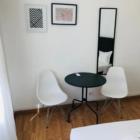 Rooms4all *